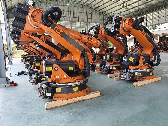 #Robot kuka, Abb,#หุ่นยนต์ อุตสาหกรรม หยิบจับชิ้นงาน